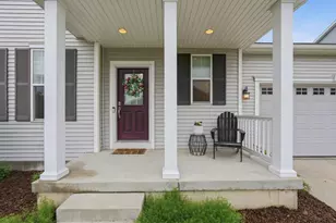 10106 Rustling Birch Rd, Verona, WI 53593 - Photo 2