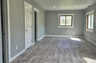 114 S Sechlerville Rd, Hixton, WI 54635 - Photo 6