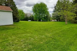 110 Forest St, Fox Lake, WI 53933 - Photo 30