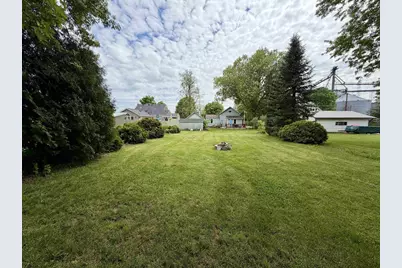 320 W Brodhead Street, Orfordville, WI 53576 - Photo 2