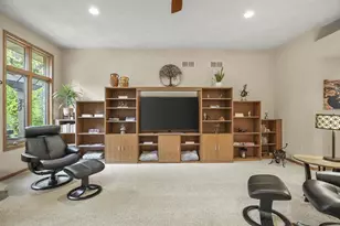 7622 N Orchard View Dr, Janesville, WI 53536 - Photo 6