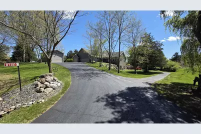 7247 W Breneman Road, Pardeeville, WI 53954 - Photo 2
