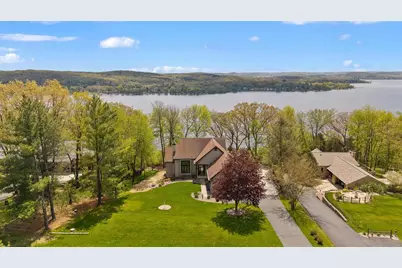 W10725 Wildwood Way, Poynette, WI 53955 - Photo 2