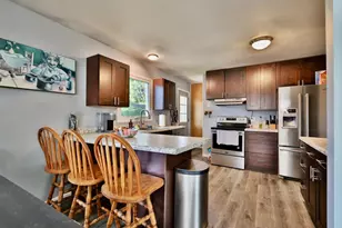 616 West St, Stoughton, WI 53589 - Photo 10