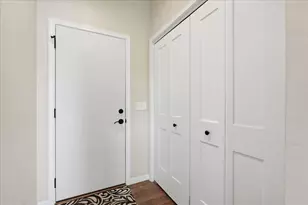 588 Stonewood Ct, Janesville, WI 53536 - Photo 6