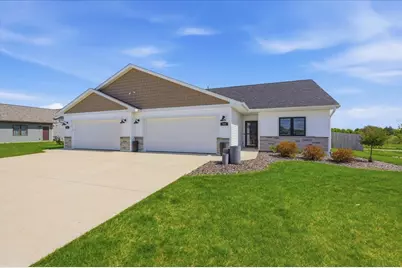 588 Stonewood Court, Janesville, WI 53536 - Photo 2