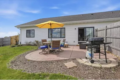 588 Stonewood Court, Janesville, WI 53536 - Photo 34