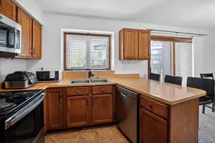 517 Knightsbridge Rd, Waunakee, WI 53597 - Photo 26