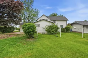 312 S Vine St, Belleville, WI 53508 - Photo 56