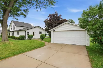 312 S Vine Street, Belleville, WI 53508 - Photo 6