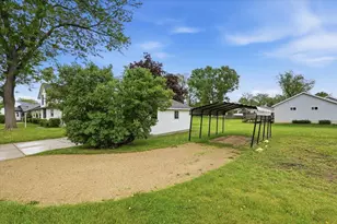 312 S Vine St, Belleville, WI 53508 - Photo 54