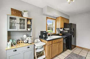 424 Martin St, Sun Prairie, WI 53590 - Photo 22