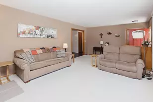 880 2nd St, Platteville,  53818 - Photo 6