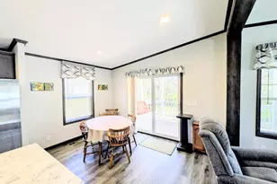 385 Ember Ct, Oxford, WI 53965 - Photo 6