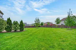 876 Remington Way, Sun Prairie, WI 53590 - Photo 6