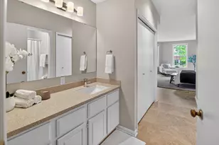 2822 Marshall Ct, Madison, WI 53705 - Photo 22