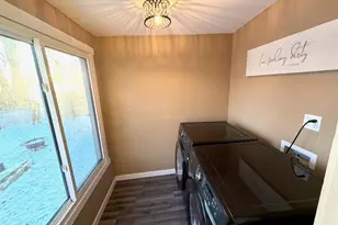 318 N 3rd St, Fort Atkinson, WI 53538 - Photo 40