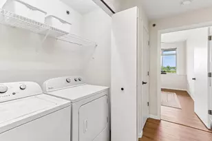 301 Harbour Town Dr, Madison, WI 53717 - Photo 18