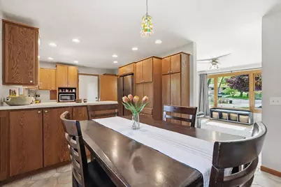 118 Violet Circle, Madison, WI 53714 - Photo 14
