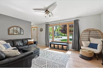 118 Violet Circle, Madison, WI 53714 - Photo 8