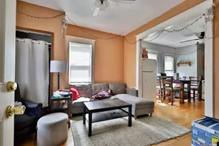 554 Mifflin St, Madison, WI 53703 - Photo 2