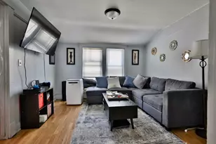 554 Mifflin St, Madison, WI 53703 - Photo 14