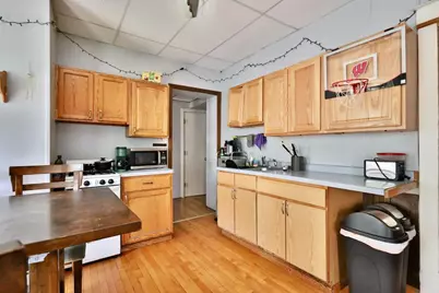 554 Mifflin Street, Madison, WI 53703 - Photo 4
