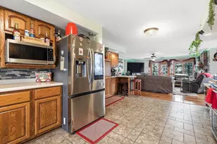 9096 E Stagecoach Trail, Warren, IL 61087 - Photo 4