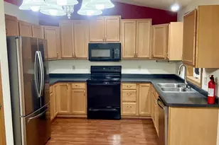 2421 Renaissance Dr, Fitchburg, WI 53711 - Photo 14