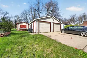 4002-4004 Bruns Ave, Madison, WI 53714 - Photo 2