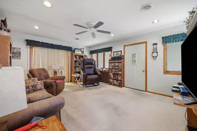 1647 Cleveland Street, Beloit, WI 53511 - Photo 26