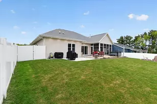 4515 Huntington Ave, Janesville, WI 53546 - Photo 14