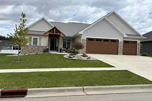 4515 Huntington Ave, Janesville, WI 53546 - Photo 2