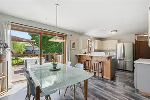 6002 Lynbrook Ln, Madison, WI 53719 - Photo 14
