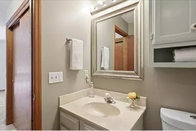 6002 Lynbrook Lane, Madison, WI 53719 - Photo 26