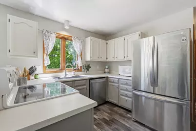 6002 Lynbrook Lane, Madison, WI 53719 - Photo 18