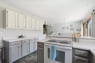 6002 Lynbrook Ln, Madison, WI 53719 - Photo 16
