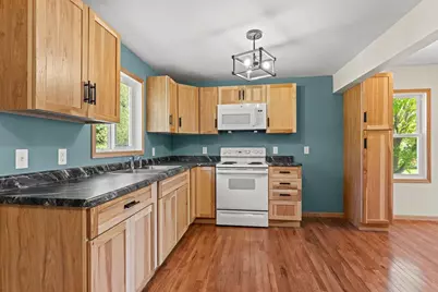 201 Arlington Avenue, Mauston, WI 53948 - Photo 10
