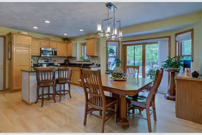 3517 Kingsbridge Drive, Janesville, WI 53546 - Photo 4