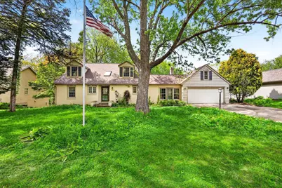 2410 River View Drive, Janesville, WI 53546 - Photo 2