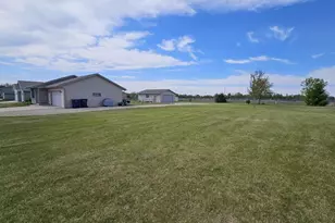 2612 Affirmed Dr, Janesville, WI 53546 - Photo 36