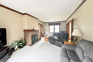 322 W 3rd St, Beaver Dam, WI 53916 - Photo 8