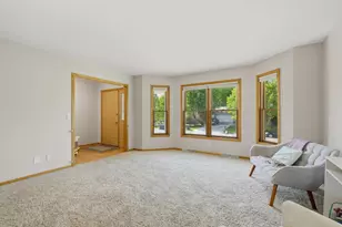 1696 Chadsworth Dr, Sun Prairie, WI 53590 - Photo 6