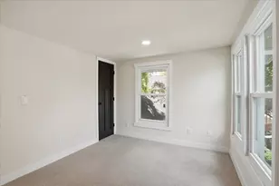 2109 E Dayton St, Madison, WI 53704 - Photo 26