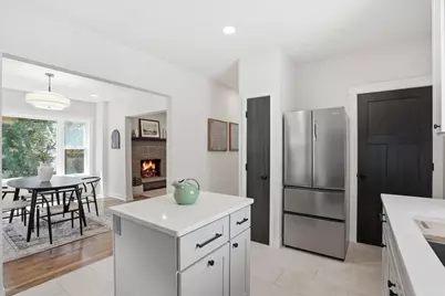 2109 Dayton Street, Madison, WI 53704 - Photo 14
