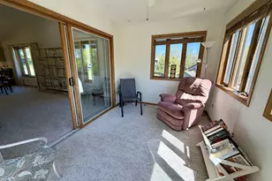 206 Shady Oak Ct, Janesville, WI 53548 - Photo 12