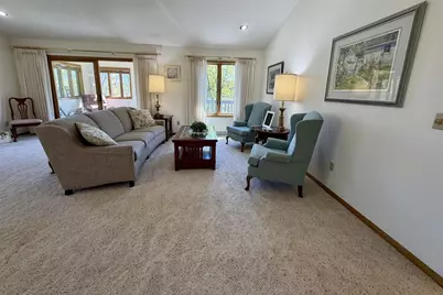 206 Shady Oak Court, Janesville, WI 53548 - Photo 10