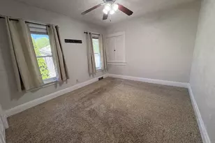 624 N Pine St, Janesville, WI 53548 - Photo 14