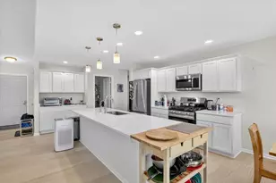 2810 S Bridget Ct, Beloit, WI 53511 - Photo 14