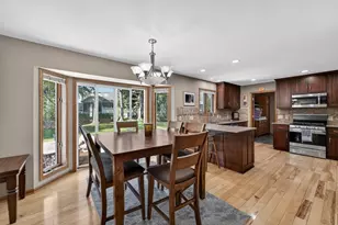 404 Doral Ct, Waunakee, WI 53597 - Photo 12
